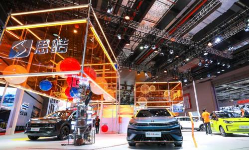 江淮汽车: 1-4月累计销量19.95万辆,同比增长139.24%