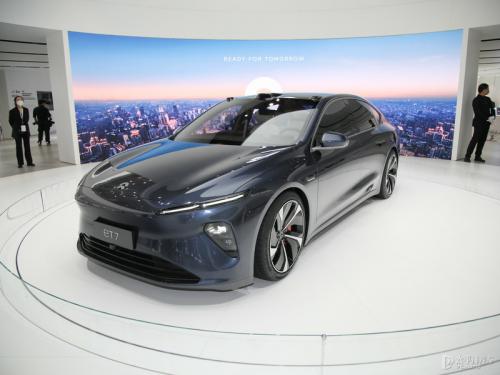 蔚来ET7正式开启锁单 将于3月28日首批交付