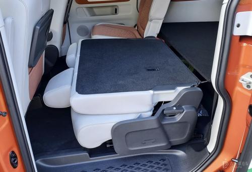 大众ID.BUZZ最快年末上市 将于3月9日亮相