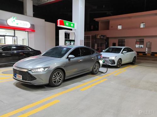 亲民级PHEV打起来了 帝豪L雷神Hi&middot;P对比秦PLUS DM-i