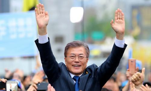 韩国就他"反萨德" 新总统文在寅会买什么车?