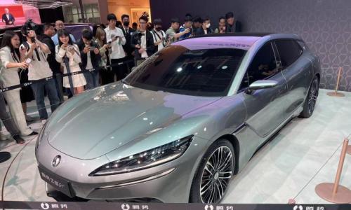 2024北京车展: 腾势Z9 GT亮相 提供纯电版和插混版