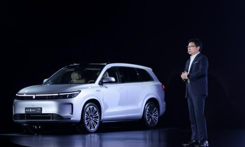 "国民SUV"再升级,问界新M7 Ultra售28.98万起,上市即交付