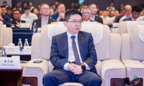 黄永强: 汽车行业的三重变革与广汽应对策略