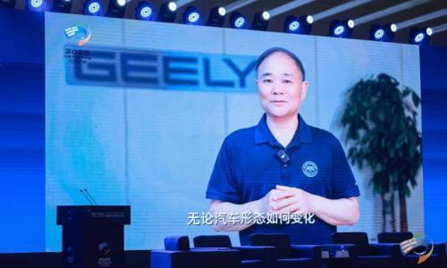 李书福: 坚守"根"文化,推动汽车产业前行