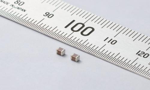 村田制作所推出全球首款适用于汽车应用的0805英寸10µF/50Vdc MLCC