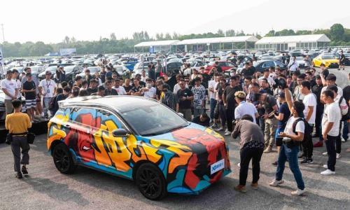 几百块完成属于年轻人的改装 999缤系潮改