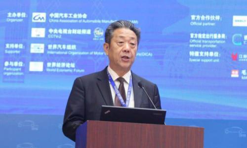 董扬: 强烈呼吁北京等限购城市放宽电动汽车限额