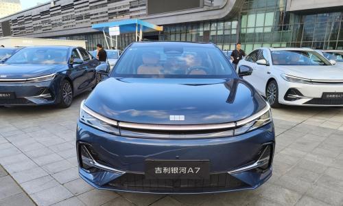 又一爆款?吉利银河A7上市,仅8万元