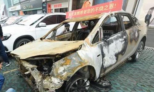 多地突发汽车自燃事件 车主如何机智应对