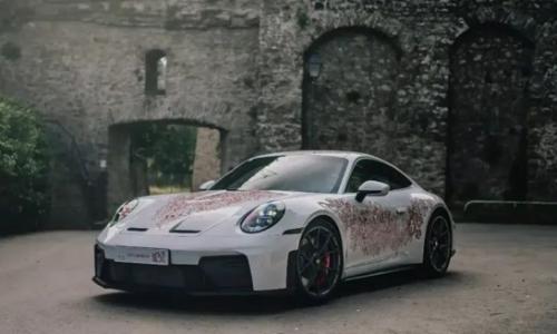 顶级漆面工艺 911 GT3 Touring卢森堡定制版