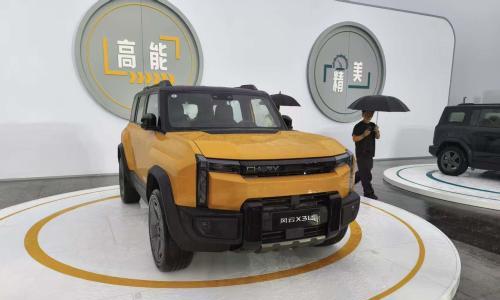 10万级新卷王,奇瑞风云X3L硬派方盒子上市