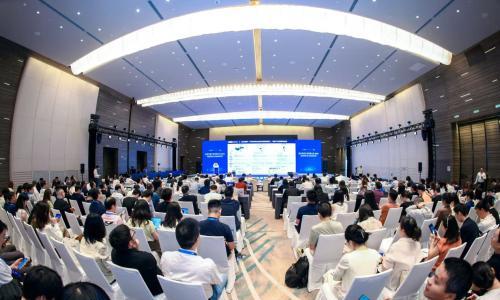 聚合智能产业发展大会(2025)在光谷成功举办,聚合"三大件"成产业新焦点