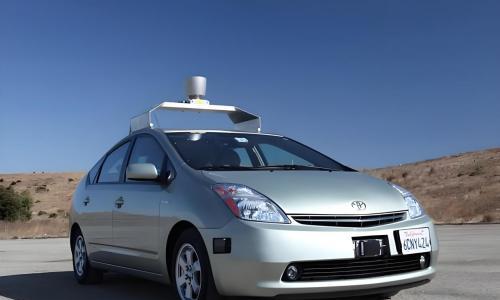 共生进化: 迈向规模化商用的Robotaxi与激光雷达