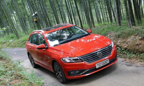 德国味道很浓厚 试驾全新一代朗逸两厢