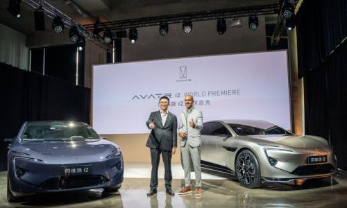 未来科技感尽显 阿维塔12全球首秀