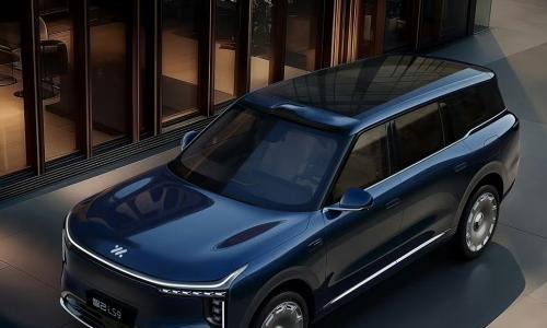 智己LS9正式上市,旗舰六座SUV售32.28万元起