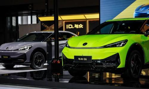 极氪最强80后高管刘展术加盟,"金标大众"拉上小鹏再拼一次