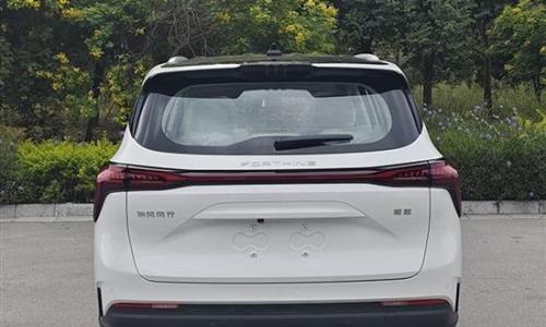 东风风行游艇PHEV上市 售15.49-15.99万元