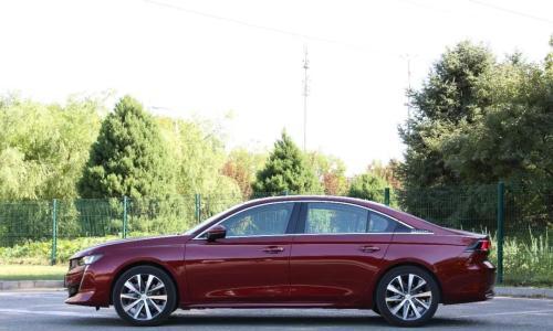 试驾标致508L 在中国汽车市场被压抑的个性与浪漫