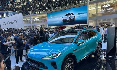 2025广州车展: 风云T9L首发亮相 明年3-4月上市