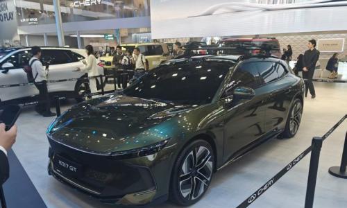 2025广州车展: 星途星纪元ES7 GT首发亮相,采用猎装车设计