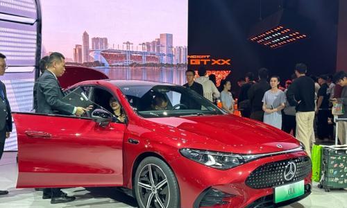 2025广州车展: 全新奔驰CLA 纯电亮相 售24.90万元起