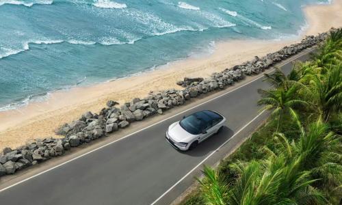 鸿蒙智行将对抹黑者追责