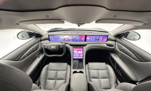 预售价23万元起,能"横着走"的智己L6有什么黑科技?