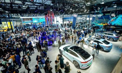 4000亿补贴难撬动增长,明年车市会跌多少?