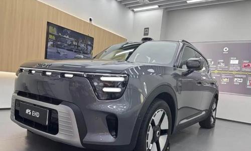 小车和SUV都卷不动,smart直接弄了款对标小米SU7的轿车