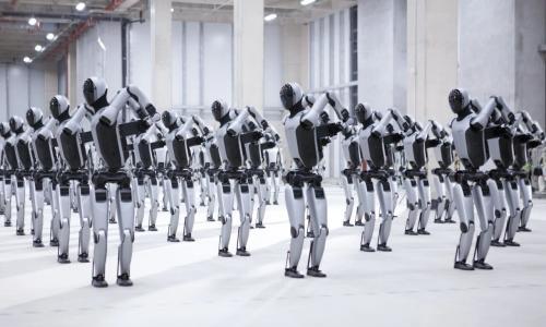 优必选获AI大模型公司超0.5亿订单,年内交付Walker S2