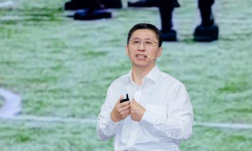 加速进化赵明国: 人形机器人视觉驱动的反应式足球技能学习