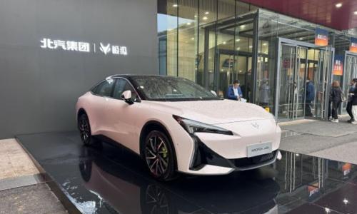 预售价19.98万起瞄准极氪007,极狐阿尔法S5也要掀桌子