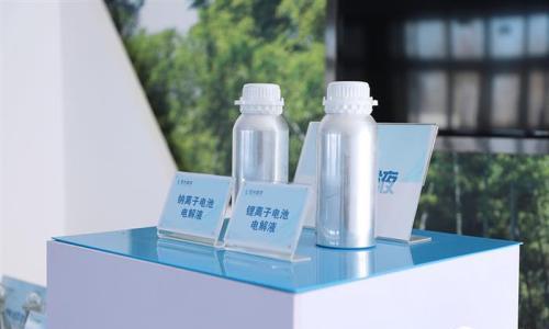 电解液赛道"涨"声雷动!他们还直喊: 亏了亏了?