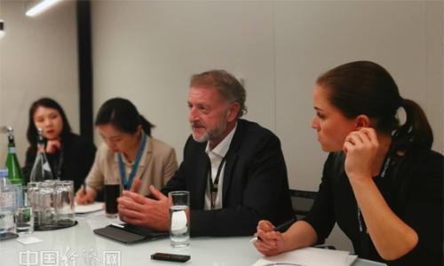 冯佩德: 变革正深刻发生 保时捷保持差异化定位