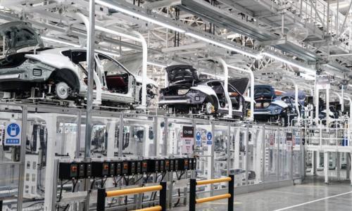 厂家把车越造越大,中国人就喜欢大车?