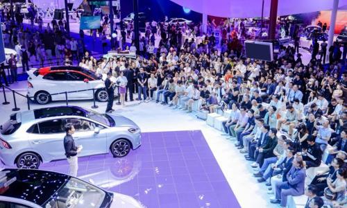 "固态电池第一股"叩门背后