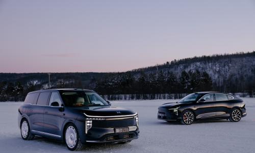 智己2025年销量狂飙8.1万台,12月首度全成本盈利