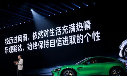 雷军解释"丢轮保车",以透明化对冲质疑