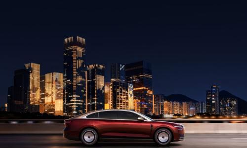 岚图汽车去年交付15.02万辆同比增87% 靠技术与产品突围