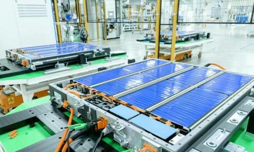 电量飙到80kWh,"大电量插混"的春天来了?