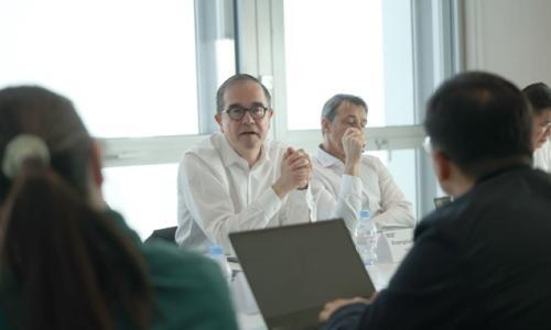 不占领市场,却要占领"生态位": 雷诺的中国新活法