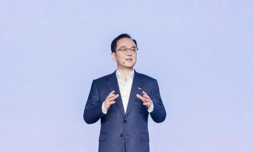 吉利的四十不惑