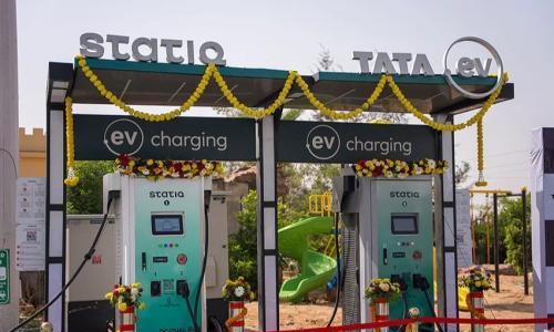 塔塔XPRES燃油及CNG版轿车在印度上市