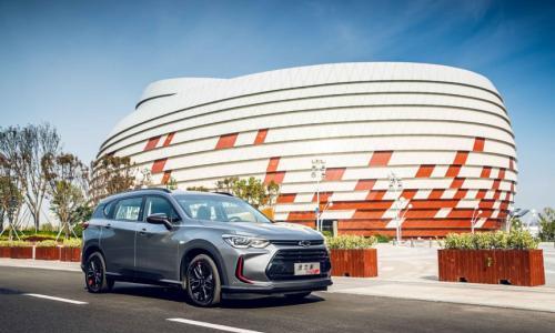 雪佛兰对年轻家庭的一次"精准打击" 试驾大7座SUV沃兰多