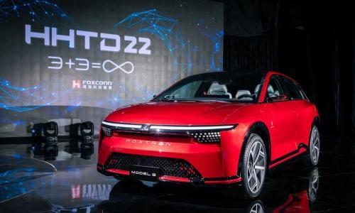 富士康10亿元新能源汽车研发中心在郑州投用