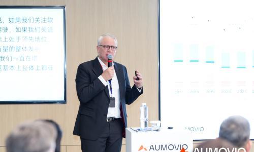 欧摩威"豪赌"中国