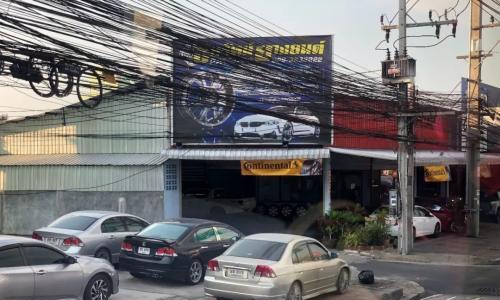 在泰国除了日系车 还有让你眼花缭乱的泰国车牌