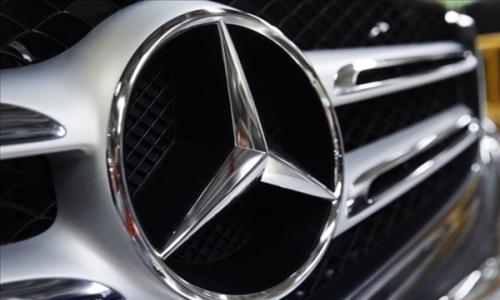 BBA老大地位不保!奔驰2025年在华营收大跌29% 全球利润直接腰斩